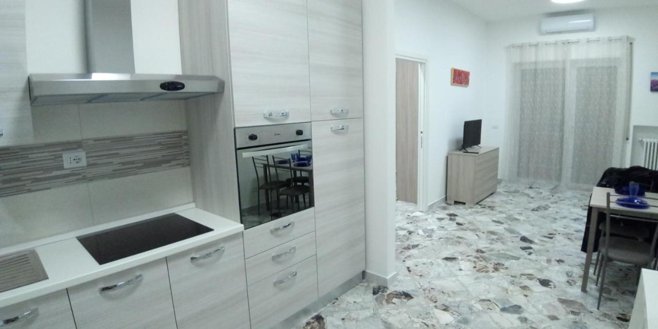 Station Suite Bari Exterior photo