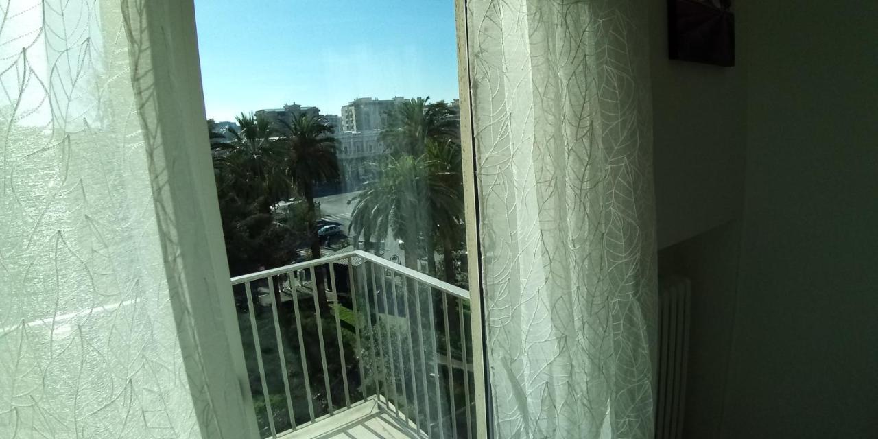 Station Suite Bari Exterior photo